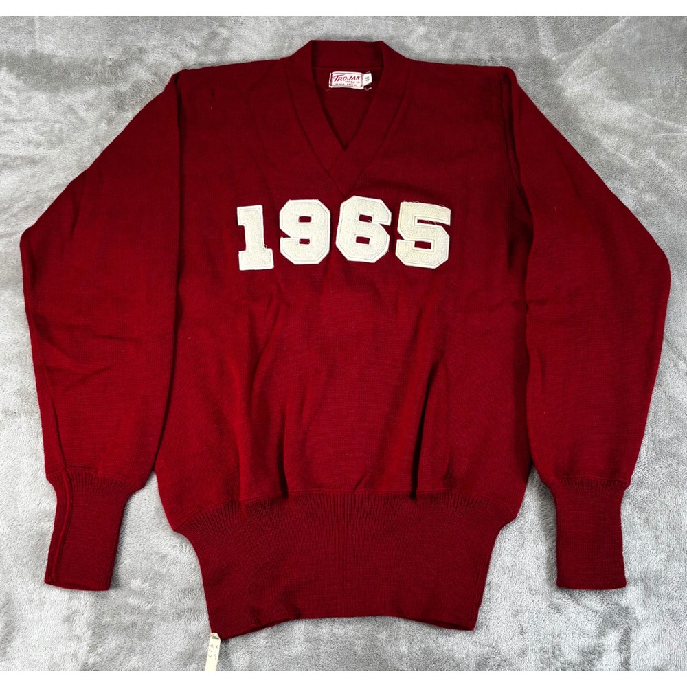 Trojan Vintage 1965 V-Neck Sweater Mens 46 Red‎ Wool Collegiate Varsity Patch